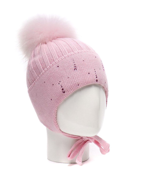 Фото: Розовая зимняя шапка для девочки